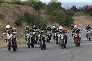 Buschberger vor Hiebl und Bauer