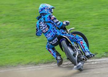 Dave Meijerink gewinnt das Sandbahnrennen in Vechta