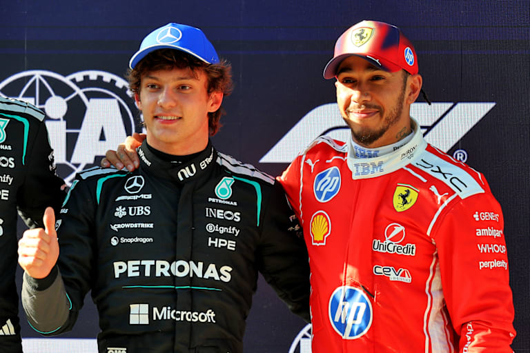 Kimi Antonelli und Lewis Hamilton