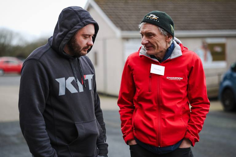 Deutsche Road Racer unter sich: Chris Meyer (re.) mit David Datzer