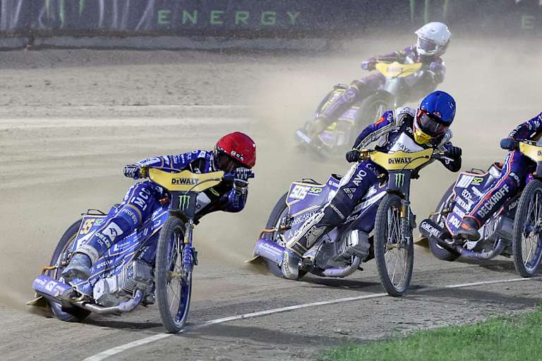 Im Finale: Zmarzlik vor Lambert und Woryna