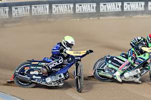 Riesentalent Nazar Parnitskyi (gelb)