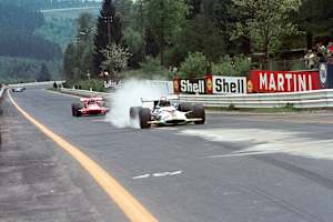 Pedro Rodríguez (BRM) vor Christian Amon (March) in Belgien 1970
