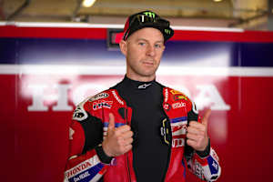 Jonathan Rea hilft wo er kann