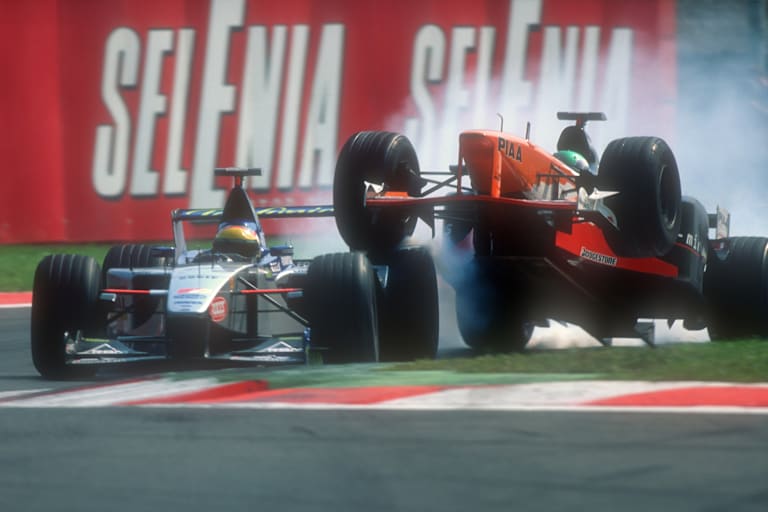 Luca Badoer (links) gegen Toranosuke Takagi in Monza 1999