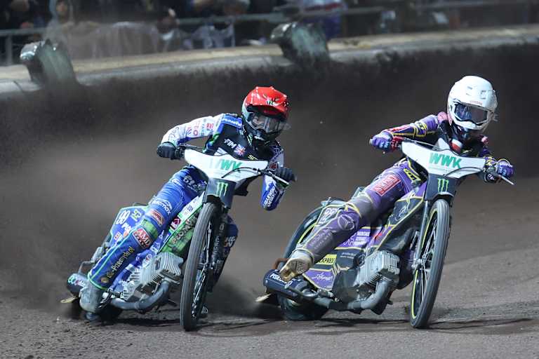Im Finale: Dan Bewley (li.) gegen Kacper Woryna