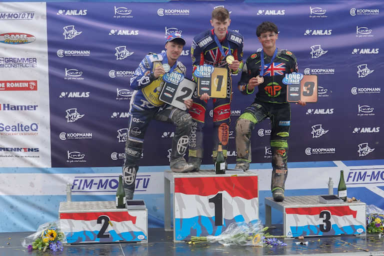 Roden: Sieger Jake Mulford (Mitte) Tino Bouin (l.) und Max Perry (r.)