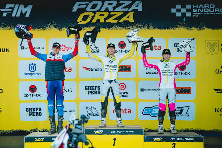 Prolog-Podium: Mitch Brightmore, James Moore und Ashton Brightmore