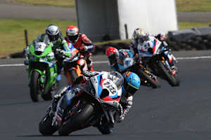 Miguel Oliveira (88) arbeitete sich flott durchs Feld