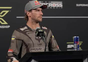 Ken Roczen während der Pressekonferenz in Philadelphia