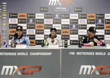 Jeffrey Herlings in der Pressekonferenz nach dem Rennen in Agueda