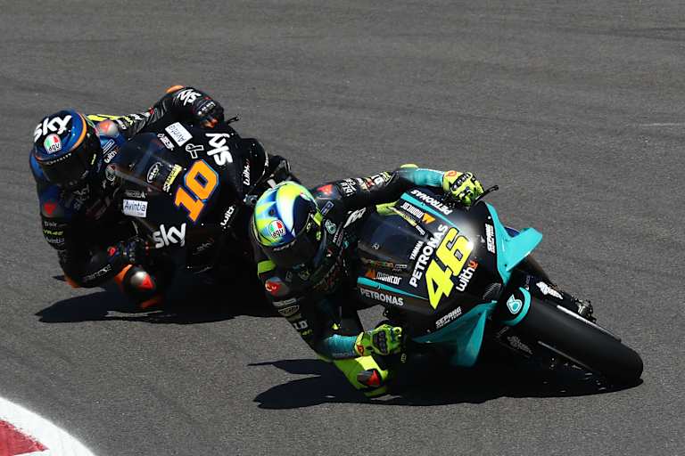 MotoGP 2021: Valentino Rossi und Luca Marini duellieren sich