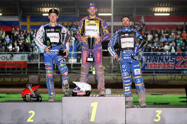 Die Top-3 in Landshut (v.l.): Bewley, Woryna und Zmarzlik