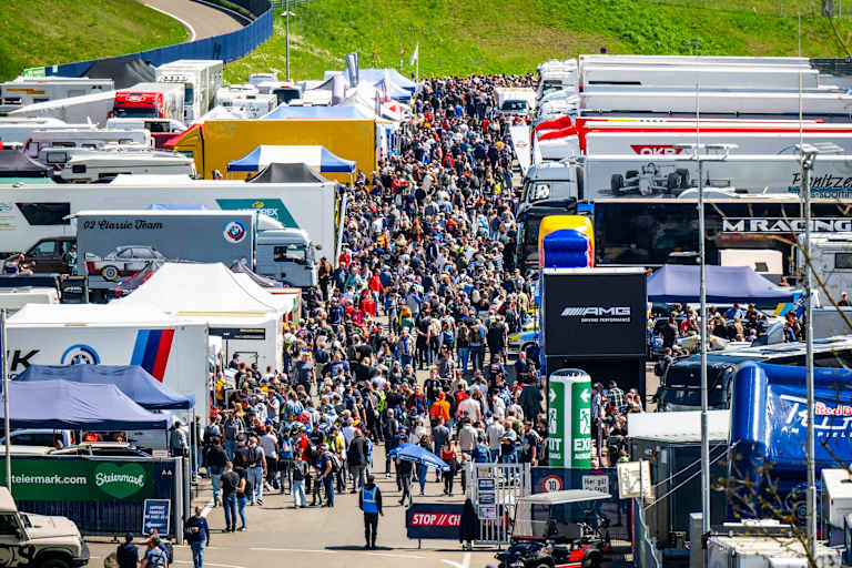 Die Fans dürfen bei den Red Bull Ring Classics ins Fahrerlager
