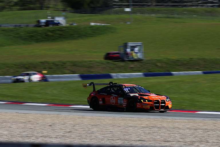 BMW-Bestzeit im ersten ADAC GT Masters-Training