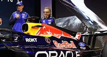 Max Verstappen und Red Bull Racing-Teamchef Laurent Mekies