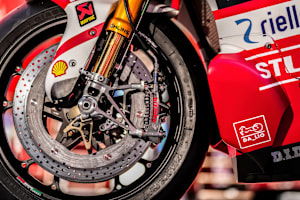 Carbon-Keramik-Bremsen von Brembo