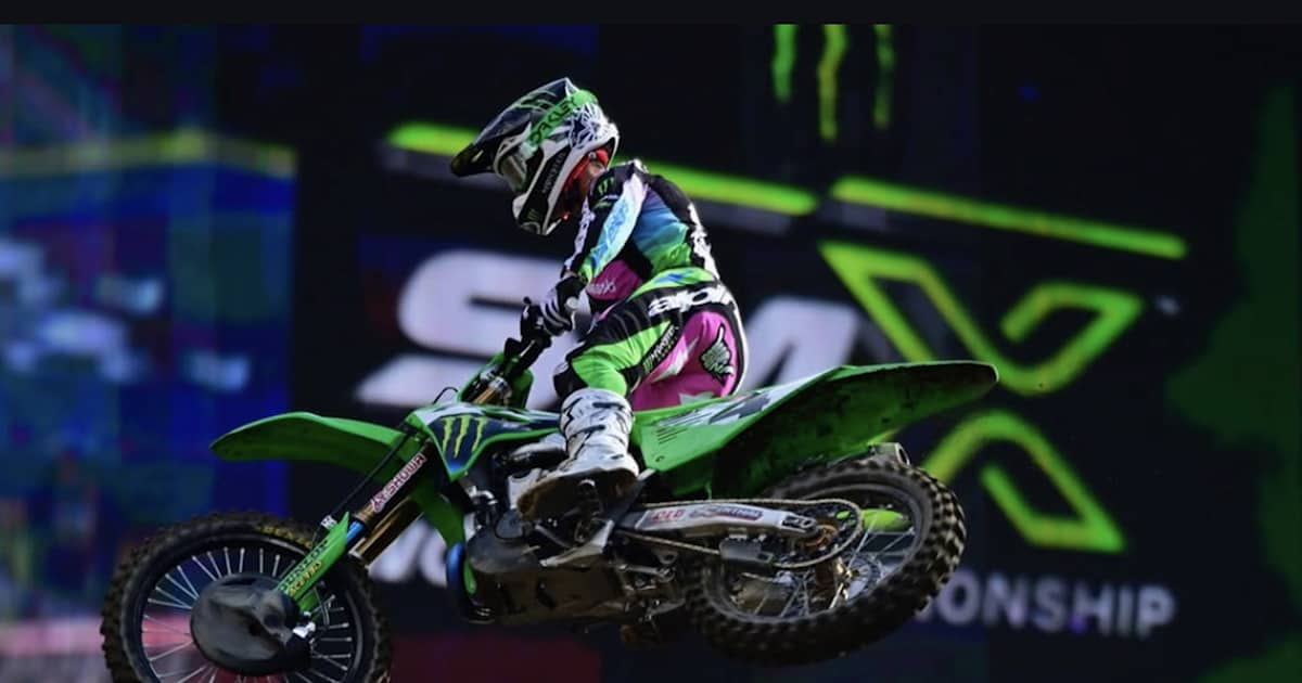 Chase-Sexton-ber-seinen-ersten-Sieg-mit-Kawasaki-in-Anaheim