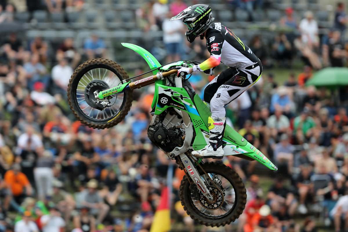 Romain Febvre springt den Triple