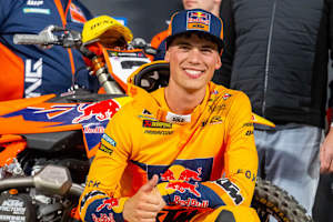 Jorge Prado auf dem Podium in Anaheim