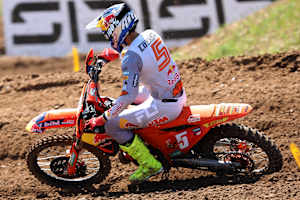 Lucas Coenen gewann das MXGP-Qualifikationsrennen in Kegums