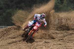Jeffrey Herlings gewann den ersten Lauf in Lommel
