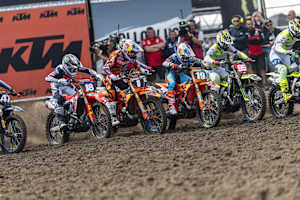 Simon Längenfelder zog im zweiten Lauf von Arnheim den Holeshot