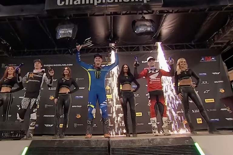 Max Anstie gewann in Anaheim vor Chance Hymas und Ryder DiFrancesco