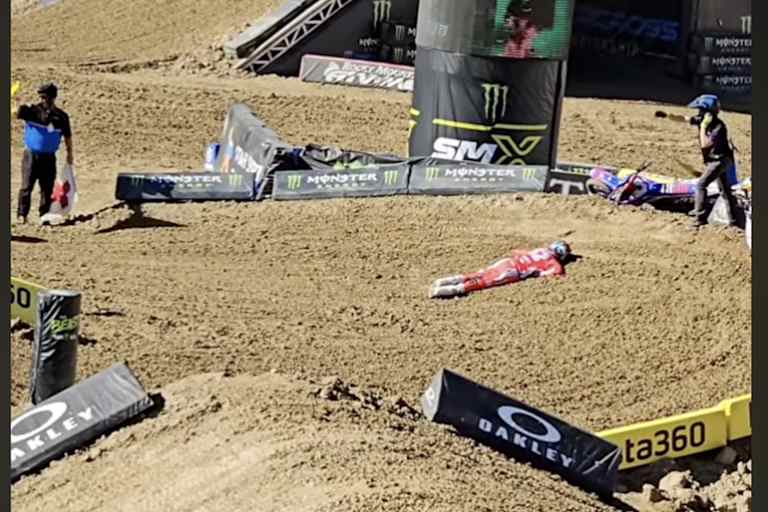 Mitchell Oldenburg stürzte in San Diego schwer