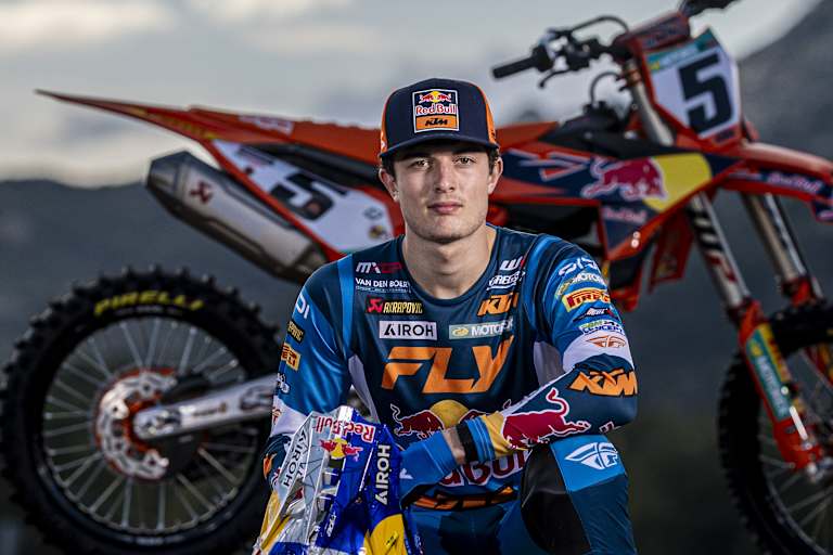 Lucas Coenen wird in dieser Saison die Startnummer 5 tragen