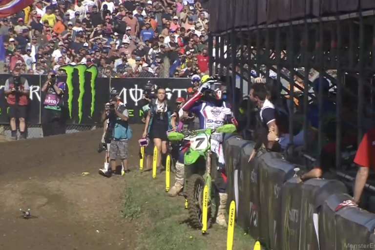 Romain Febvre gewann das erste Rennen in Ernée