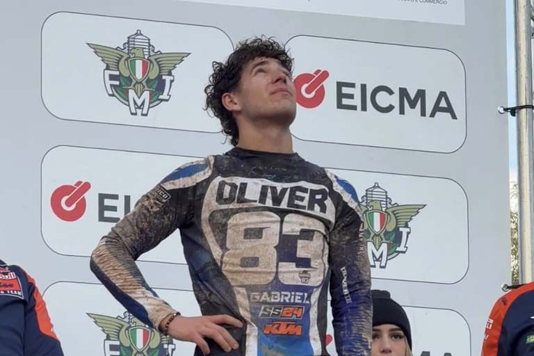 Oliver Oriol auf dem Podium in Alghero