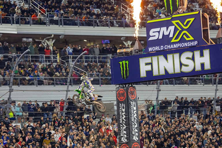 Seth Hammaker gewann in Daytona