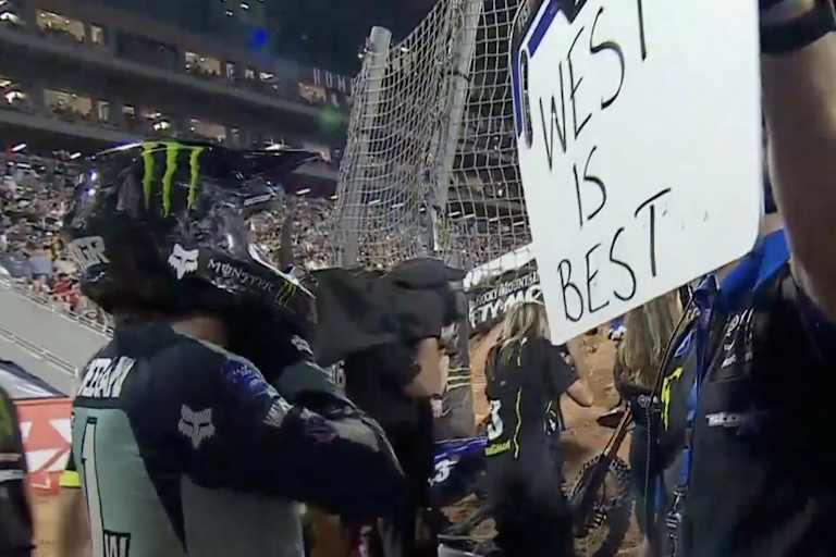 Haiden Deegan im Ziel