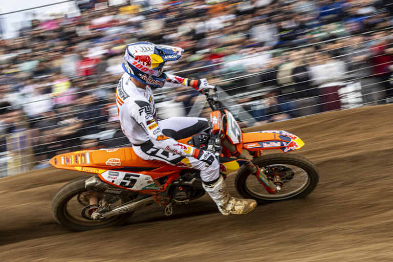 Lucas Coenen gewann den ersten Lauf in Almonte überlegen