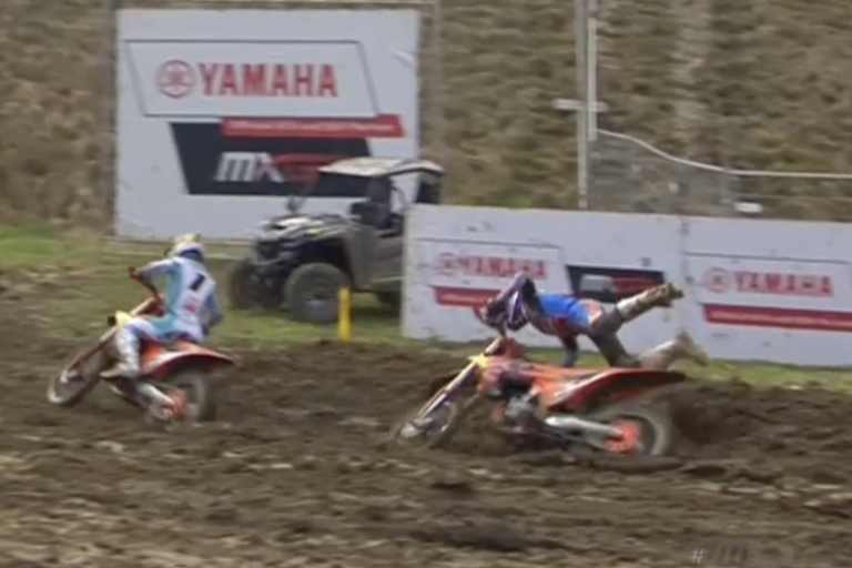 Sacha Coenen stürzt im 2. Lauf von Frauenfeld beim Angriff auf Längenfelder