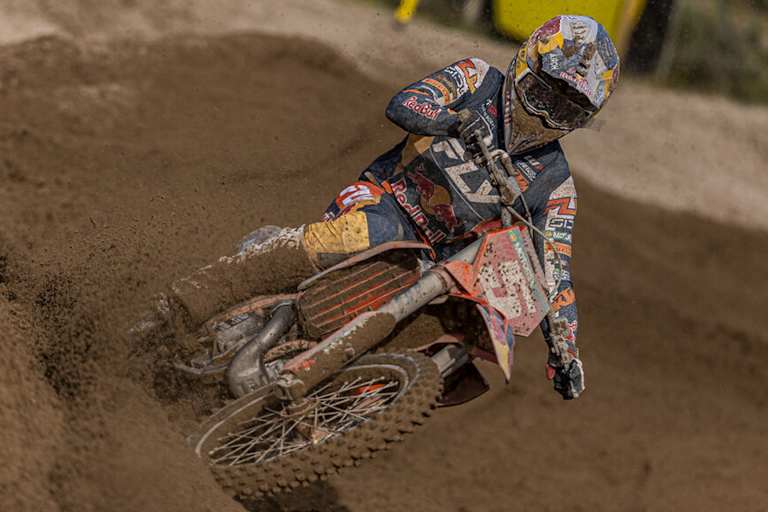 Lucas Coenen gewann den ersten MXGP-Lauf in Riola Sardo