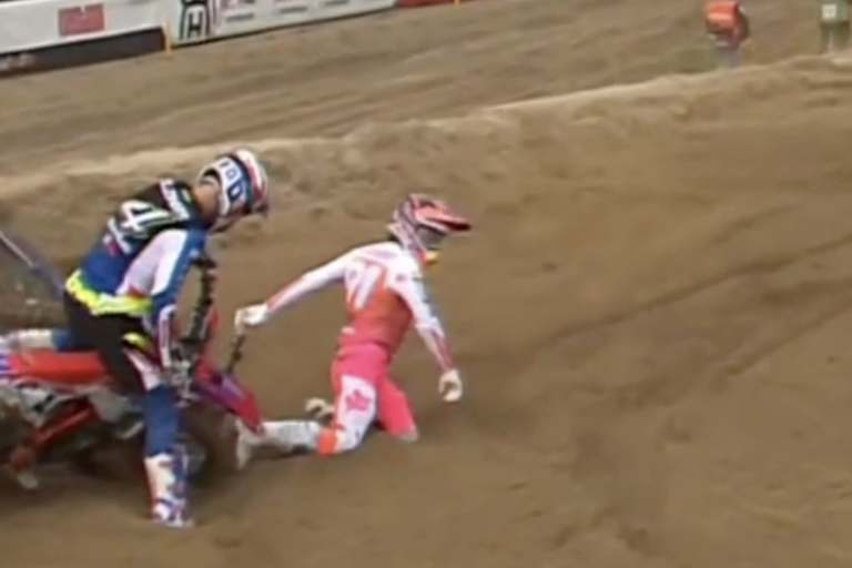 Jeremy Seewer stürzte in Riola in der ersten Kurve nach dem Start