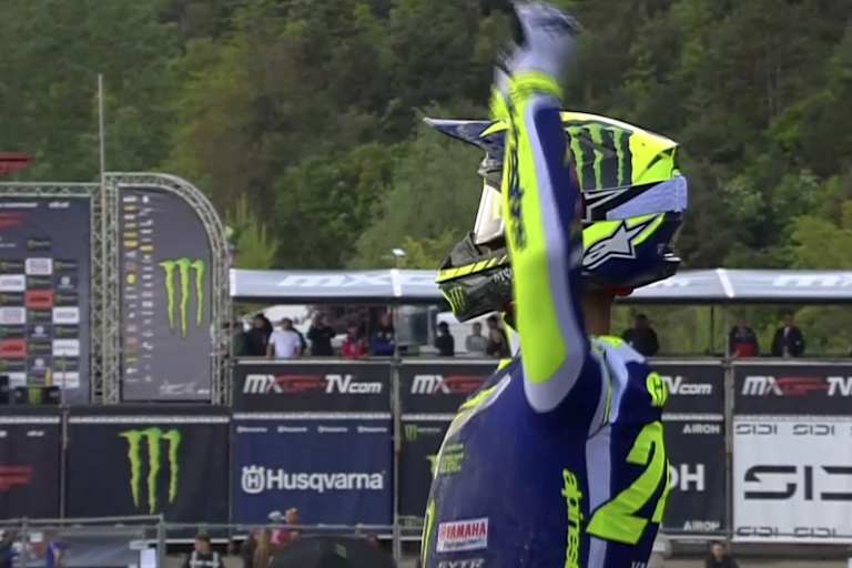 Tim Gajser feiert in Pietramurata seinen ersten Laufsieg mit Yamaha