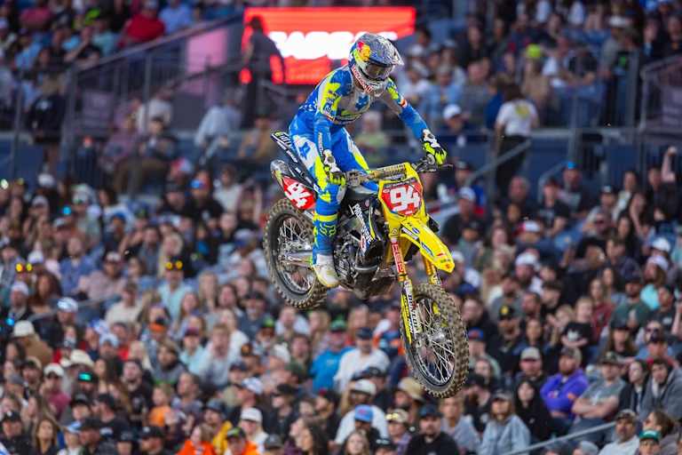 Ken Roczen bleibt Tabellenführer
