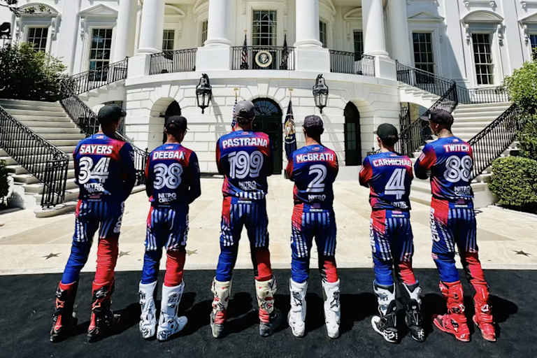 Travis Pastrana und Freunde vor dem Weißen Haus