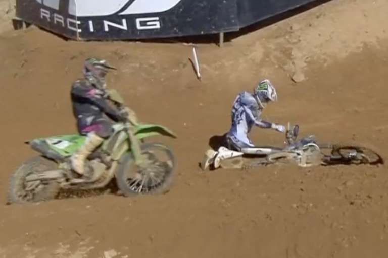 Tim Gajser stürzte im zweiten Lauf in Agueda