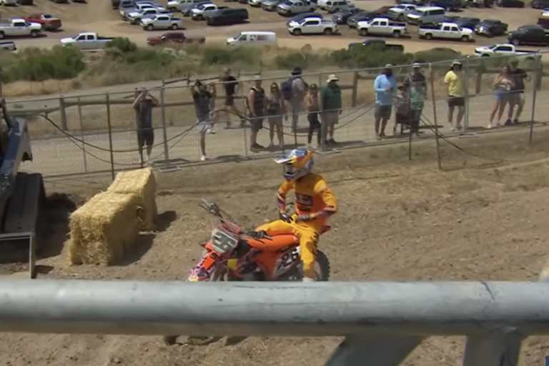 Jorge Prado fiel im ersten Lauf von Hangtown aus