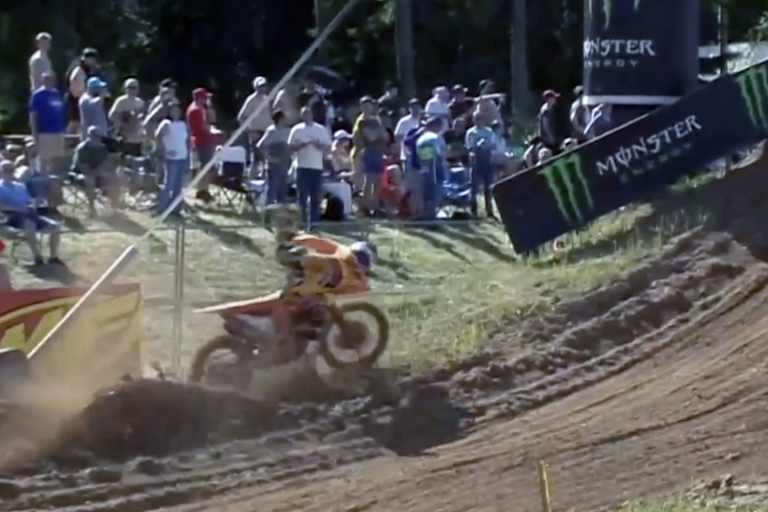 Simon Längenfelder kam nach einem Sprung von der Strecke ab