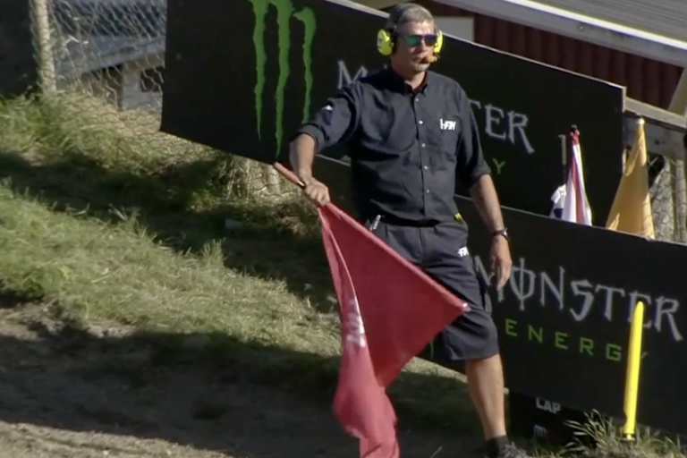 Der zweite MXGP-Lauf musste mit roter Flagge abgebrochen werden