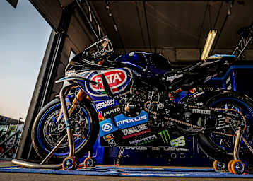 Die Yamaha R1 vom Werksteam