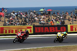 Im Qualifying: Nicolo Bulega gefolgt von Lorenzo Baldassarri