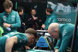 Das Aston Martin Team und die Honda-Ingenieure bekommen Hilfe von der FIA