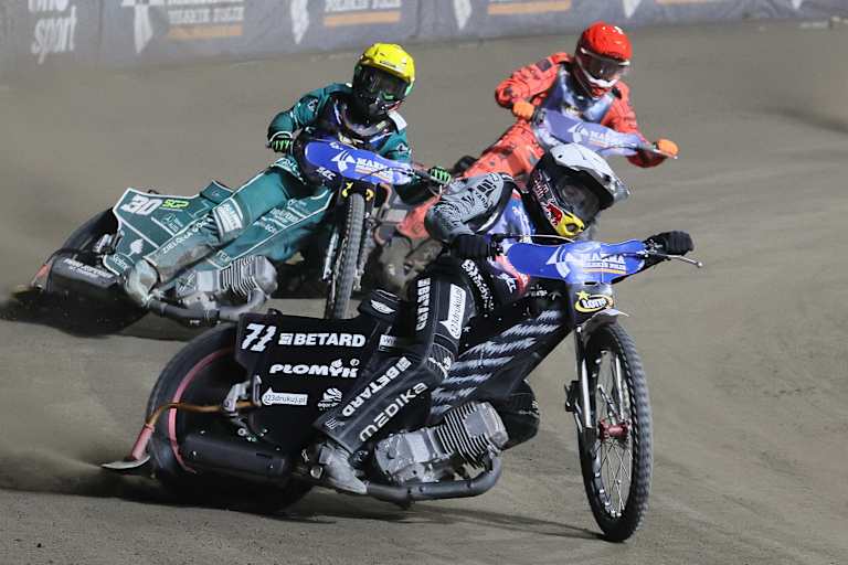 Janowski vor Madsen und Kvech