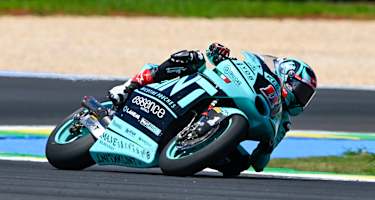 Alex Escrig auf seiner Forward-Moto2-Maschine